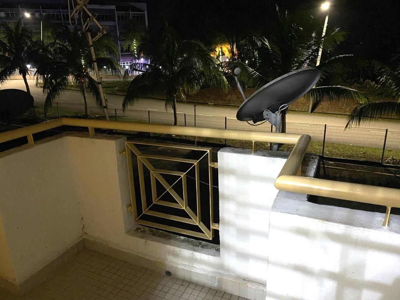 Purnama Homestay At Oceanview Resort Port Dickson Extérieur photo